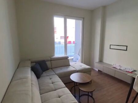 Apartament 1+1 me qira univers city
