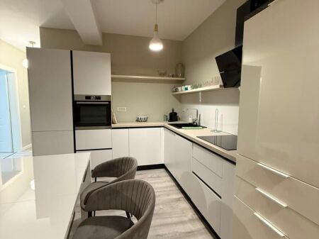 Qera | Apartament 2 + 1 | Kodra e Diellit 2 | 650 €/muaj
