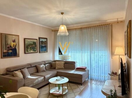JEPET APARTAMENT 1+1+BLK ME QIRA TE FIORI DI BOSKO 70.000 LEKE