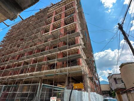 Apartment 2+1+2 in Xhamllik