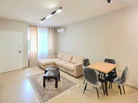📌APPARTAMENTO 2+1 CON VERANDA IN AFFITTO - Via PETI