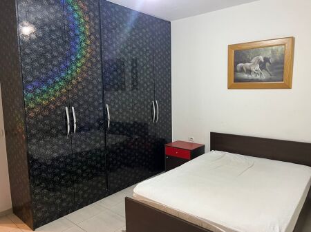 Jepet Me Qera Apartament 1+1+1 Ballkon