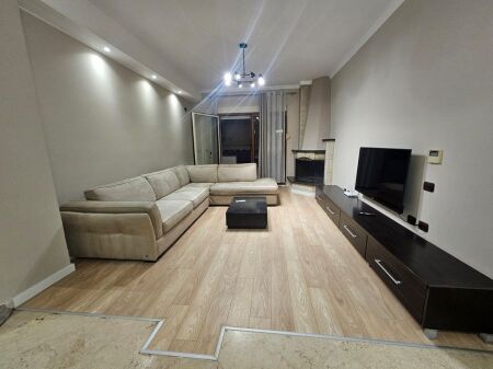 Shitet Apartament Luksoz 2+1+2 , 121 m² , Kodra e Diellit – Pranë Minibashkisë Nr. 13