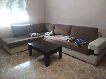 Apartament 1+1 per qira tek Pediatria 480 € /Muaj