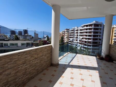 Three bedrom apartment for long term rent Vlore
