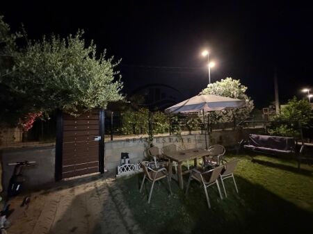 Shtëpi Private 1+1 me Oborr të Madh me Qira – Plazh ,Durrës
