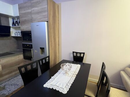 Apartament 2+1 per shitje tek kompleksi golden park tek amerikan 3
