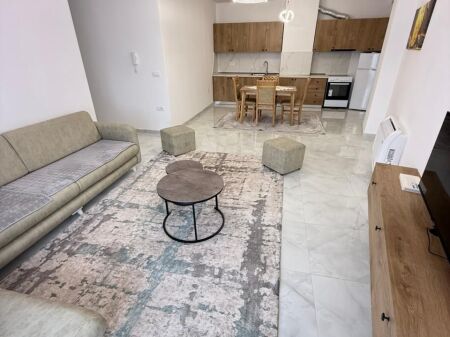 Jepet Apartament 2+1+2 me qera ne zonen e Astirit, prane Kompleks Jolla  ID 5443