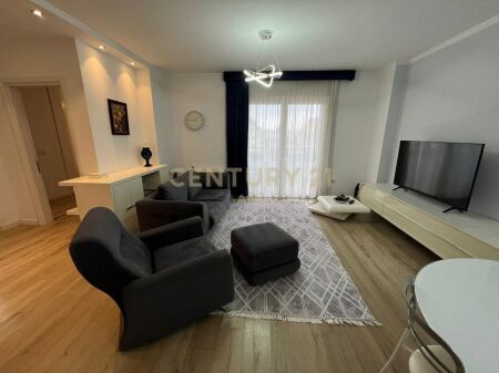 Appartamento 2+1+2 in Affitto a Brryl, Completamente Arredato