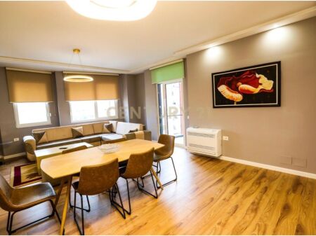 Apartment 2+1+2 for Rent in the Heart of Tirana – Opposite Toptani