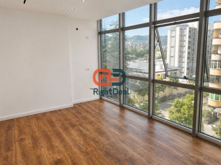 Prane 21 Dhjetorit, Shitet Apartament 1+1, Ideal Per Investim !!