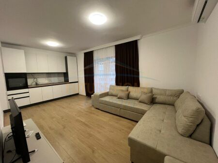 Qera, Apartament 2+1, Pazari i Ri, Tiranë.