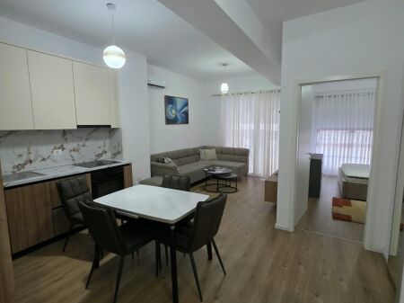 🏡 Appartamento 1+1 in affitto  📍 Ali Demi, Residenza Kaimi💰 Prezzo: 45.000 Lek/Mese
