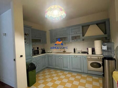 APARTMENT FOR RENT FOR OFFICE 187 M2 "BLLOKU BRIGADA E VIII STREET" 180,000 LEKE