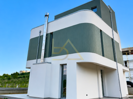 Shiten Vila Luksoze – Cuci 2 Residence, Farkë, Tiranë