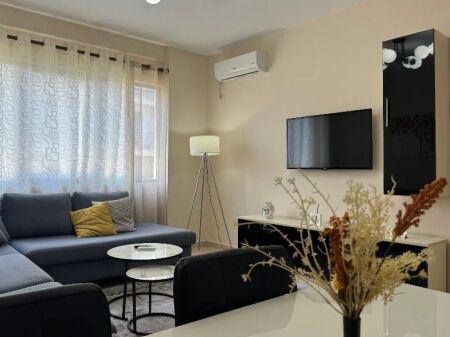 📌 JEPET ME QIRA | APARTAMENT 1+1 – MISTOMAME