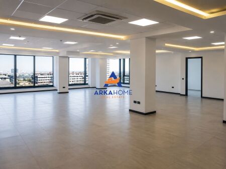 FOR RENT OFFICE 330M2 "NEAR WHOLESALE, CENTER" 594,000 LEKE