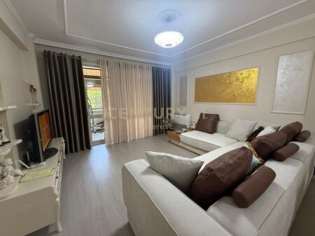 BLV. ZOGU I PARE, SHESIM APARTAMENT 2+1+2 390,000 € 37,000,000 Lekë