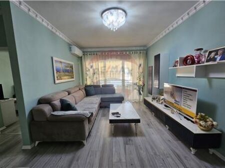 Apartament 2+1 per shitje tek Rruga Frang Bardhi,  Kodra e Diellit
