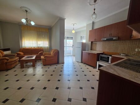 Jepet me qira apartament 1+1 tek rruga e barikadave