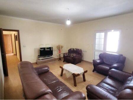 APARTAMENT 2+1 ME QIRA, VILAT GJERMANE, TIRANE!