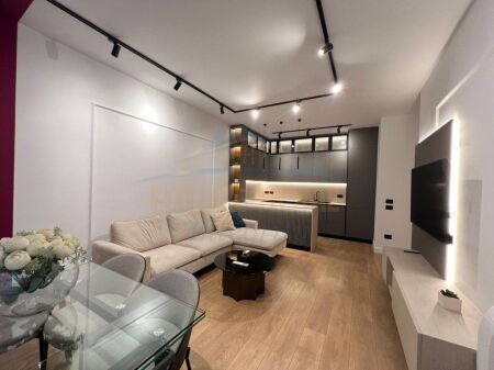Qera, Apartament 2+1+Post parkimi, Erli Residence, Tiranë.