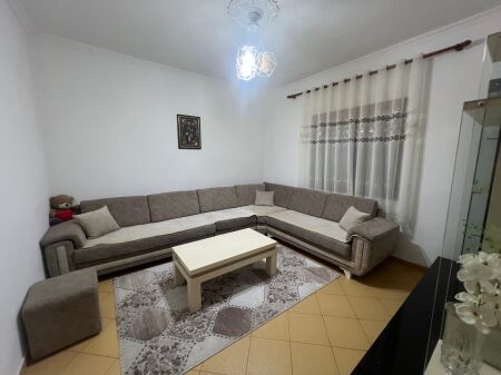 Apartament 2+1 me qera tek Siri Kodra