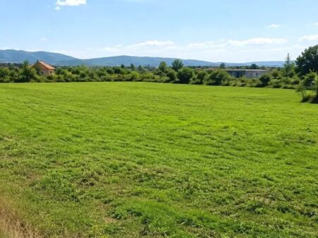 Shitet toke ne Fshatin Gropaj  ID 5433