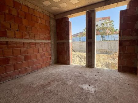 SHITET APARTAMENT 1+1 – KODRA E DIELLIT 2 | TIRANË 