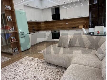 SHITET APARTAMENT 2+1 – KOMPLEKSI MANGALEM
