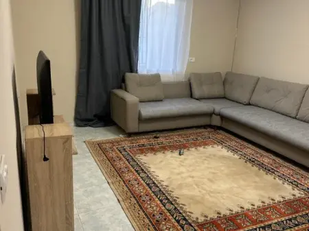 Rent | Shtëpi private 2 + 1+Ballkon | Rruga Balla | 400 €/month