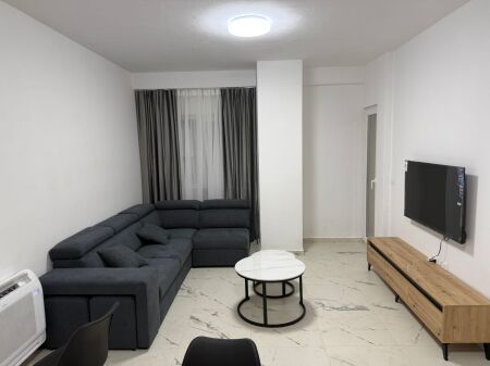 Appartamento 1+1 in affitto a Kupola, vicino al Complesso E88, Via Dritan Hoxha, Zogu i Zi, Lapraka, Vecchia Dogana.