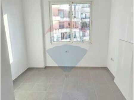 Appartamento - In Vendita - Villa L, Tirana(ID: 530561001-269)