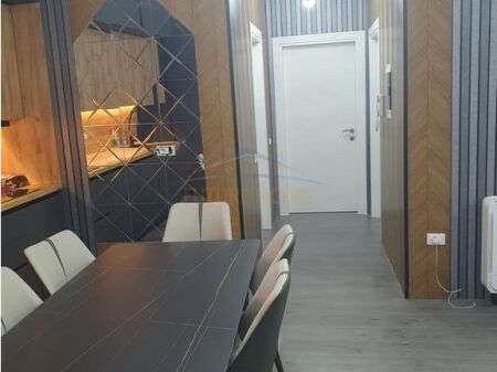 Qera, Apartament 2+1+2, Rruga e Elbasanit