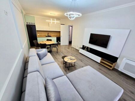 QIRA, APARTAMENT 2+1+2 NË SELITË