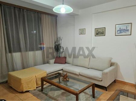 Apartament - Për Qira - Rruga e Kavajës, Tiranë