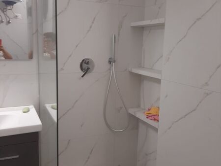 Rent | Apartament 2 + 1 | Rruga Loni Ligori | 55.000 leke/month
