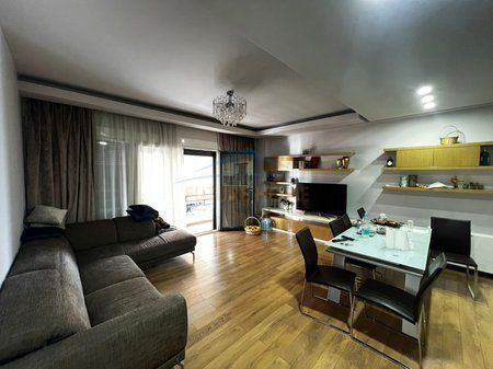 In vendita, Appartamento 3+1+2, Dritan Hoxha, Tirane