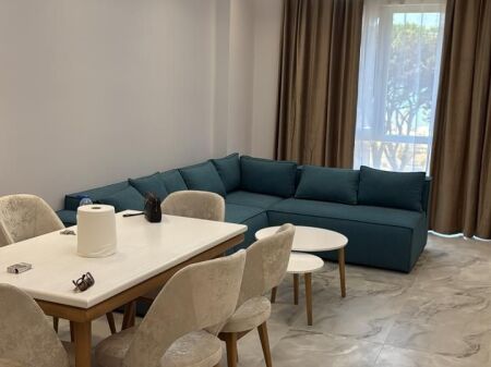 Shitet apartament 2+1+Post Parkimi ne Golem , prane Hotel Prestige , Durres , Mali i Robit , Shkembi i Kavajes .