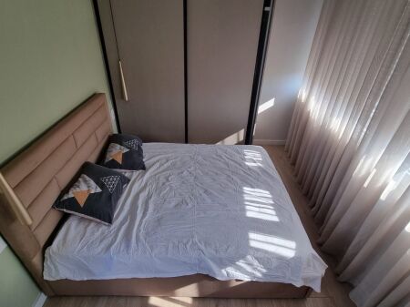 Jepet Me Qera Apartament 1+1+1 Ballkon