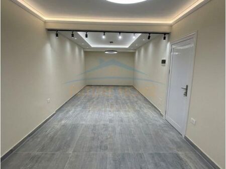 For rent, business premises Xhanfize Keko, Tirana