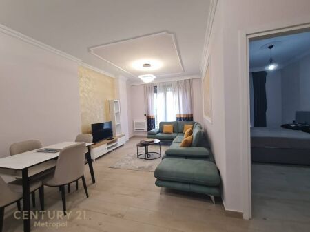 APPARTAMENTO IN AFFITTO 1+1 CON CORTILE+posto auto-TEG!