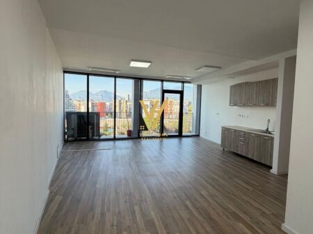 OFFICE 130 M2 FOR RENT AT LAKEVIEW RESIDENCE 1,700 EURO