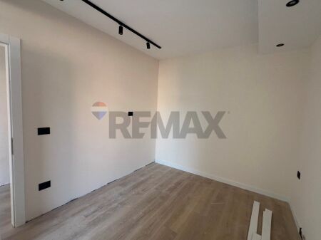 Appartamento - In Vendita - Comune di Parigi, Tirana(ID: 530191031-799)