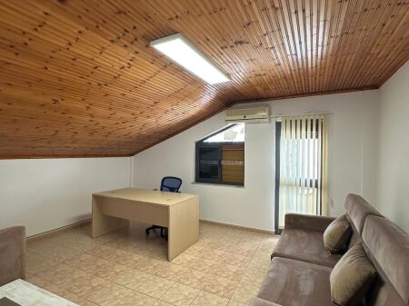 Qera | Apartament 2 + 1 | Pazari I Ri – Rruga Fadil Rada | 800 €/muaj