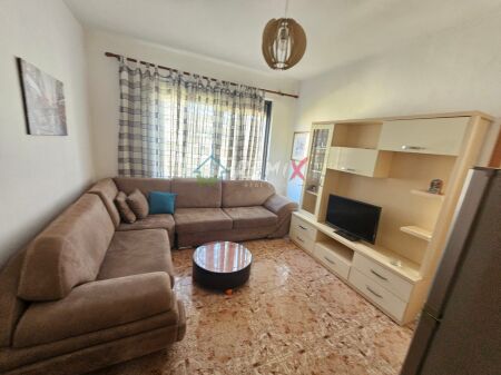  APARTAMENT PËR SHITJE 1+1 – TEK PRANVERA, DURRËS!