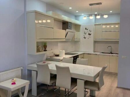 APPARTAMENTO IN AFFITTO 2+1 A SELVIA! 1.000 € /Mese 100.000 Lek /Mese