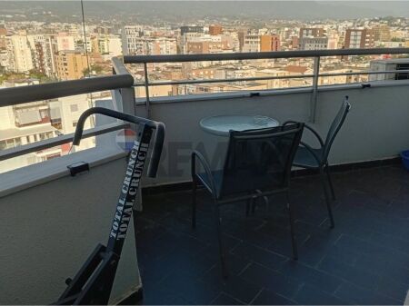 Appartamento 1+1 in Affitto in via Dibres