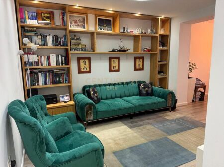 Apartament 2+1 Për Shitje në Ish Blloku, Tiranë - 350000€ | 91 m²