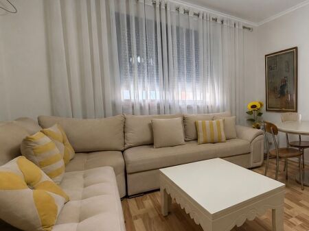 1+1 in affitto 45000 Lek/mese